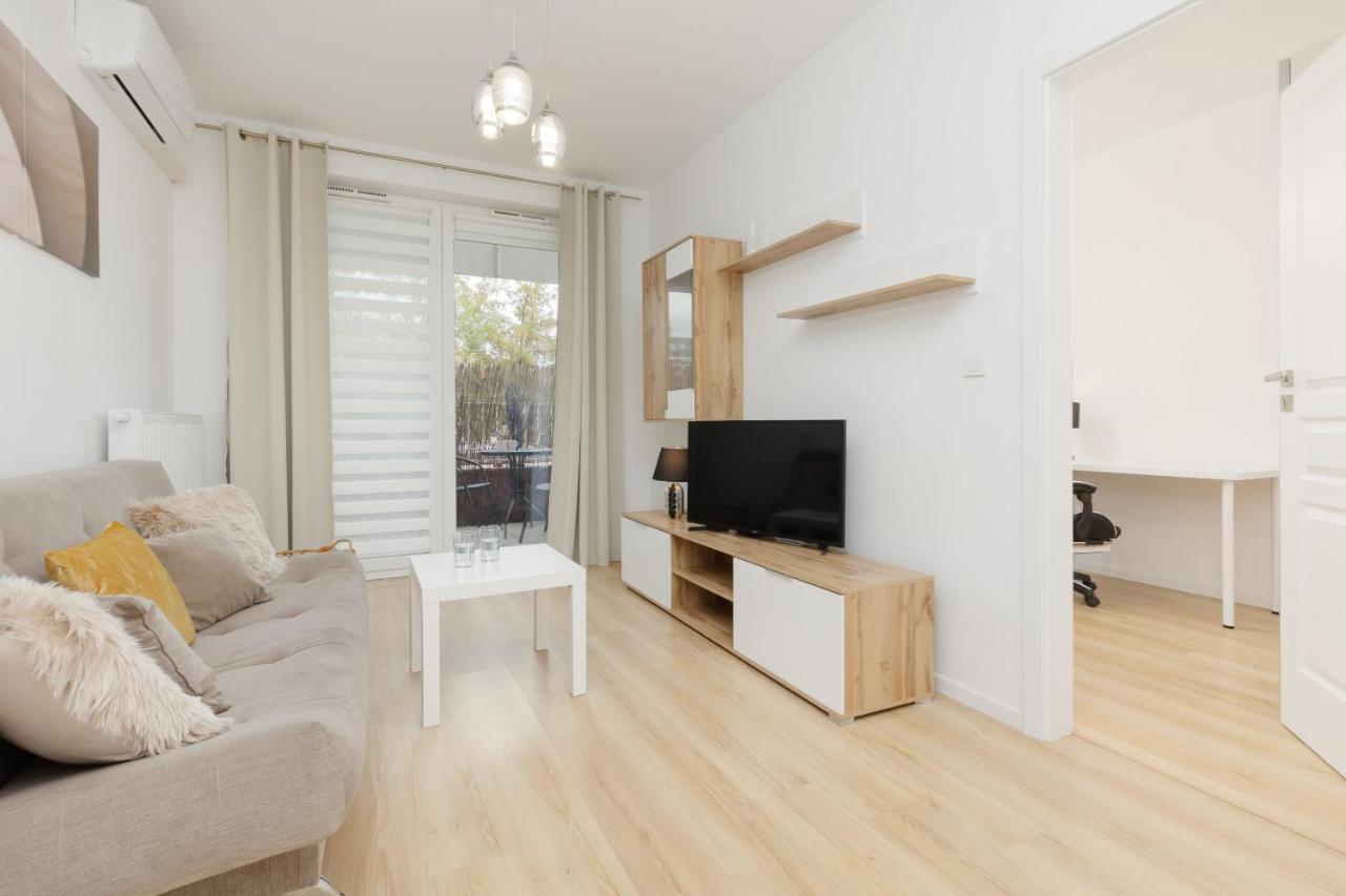 Apartment With Ac Warsaw Mokotow Business Centre By Noclegi Renters Exterior foto